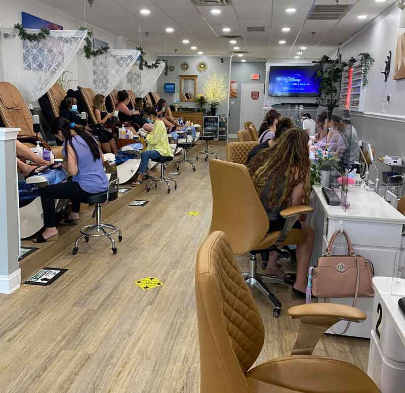 Tiệm Nail Salon-Cần Thợ Nail Và Thợ Tóc Tại Ashburn VA