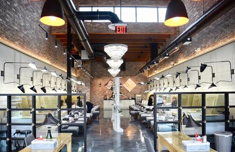 Tiệm Nails & Spa-Cần Gấp Thợ Nail In Millsboro Delaware