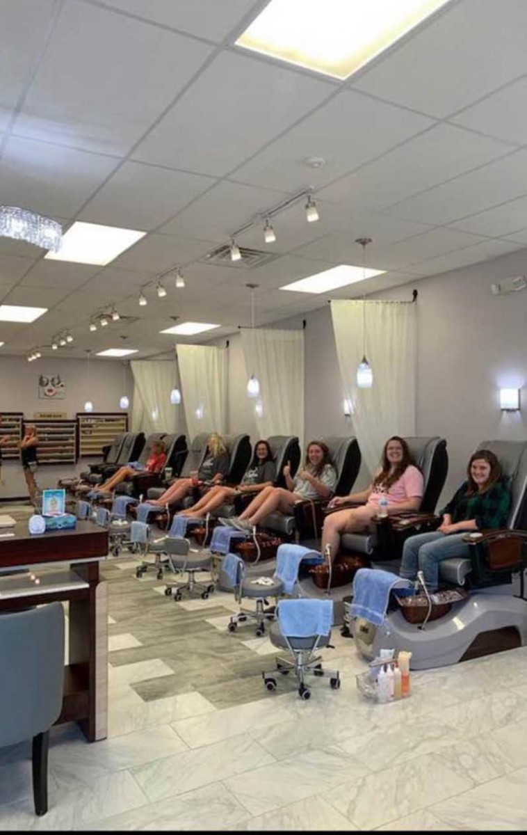 Nail Art -Cần Thợ Nail In Hudson NY.